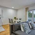 Apartment Cikat Bay Modern - Happy
