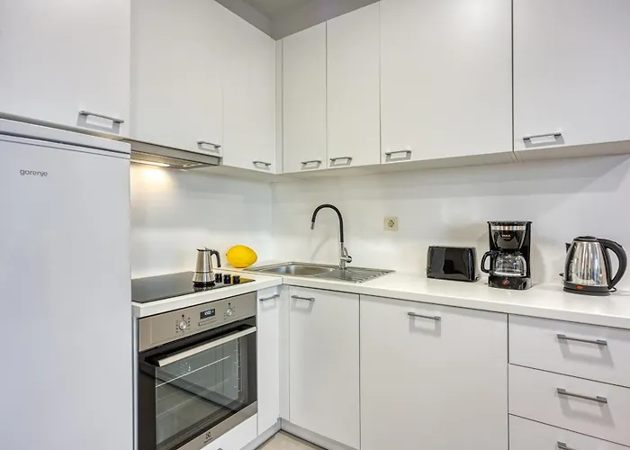 Cikat Bay Modern - Happy Apartman *